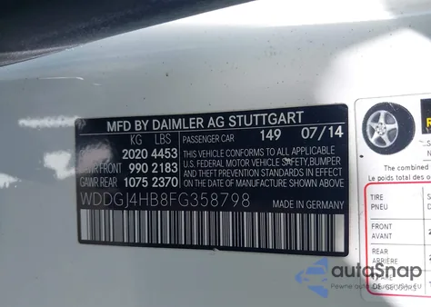 2015 Mercedes-Benz C 250 из США, поврежденный, VIN WDDGJ4HB8FG358798